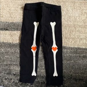 Halloween leggings.
